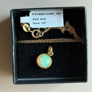 GORGEOUS .85ct REAL FIRE OPAL 14K Pendant Necklace